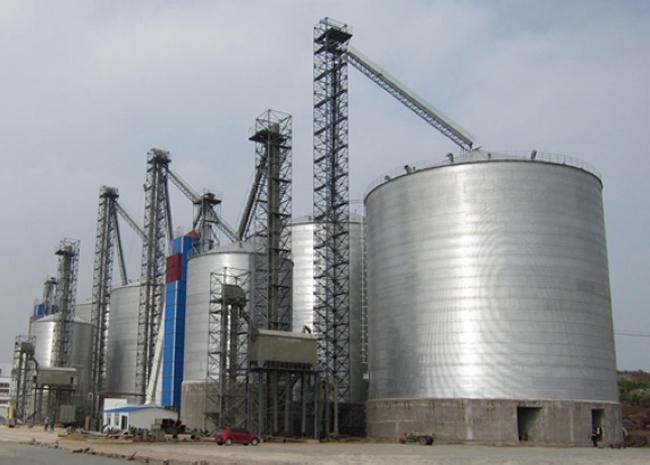 乾安大型钢板库构造参数及水泥储存质量